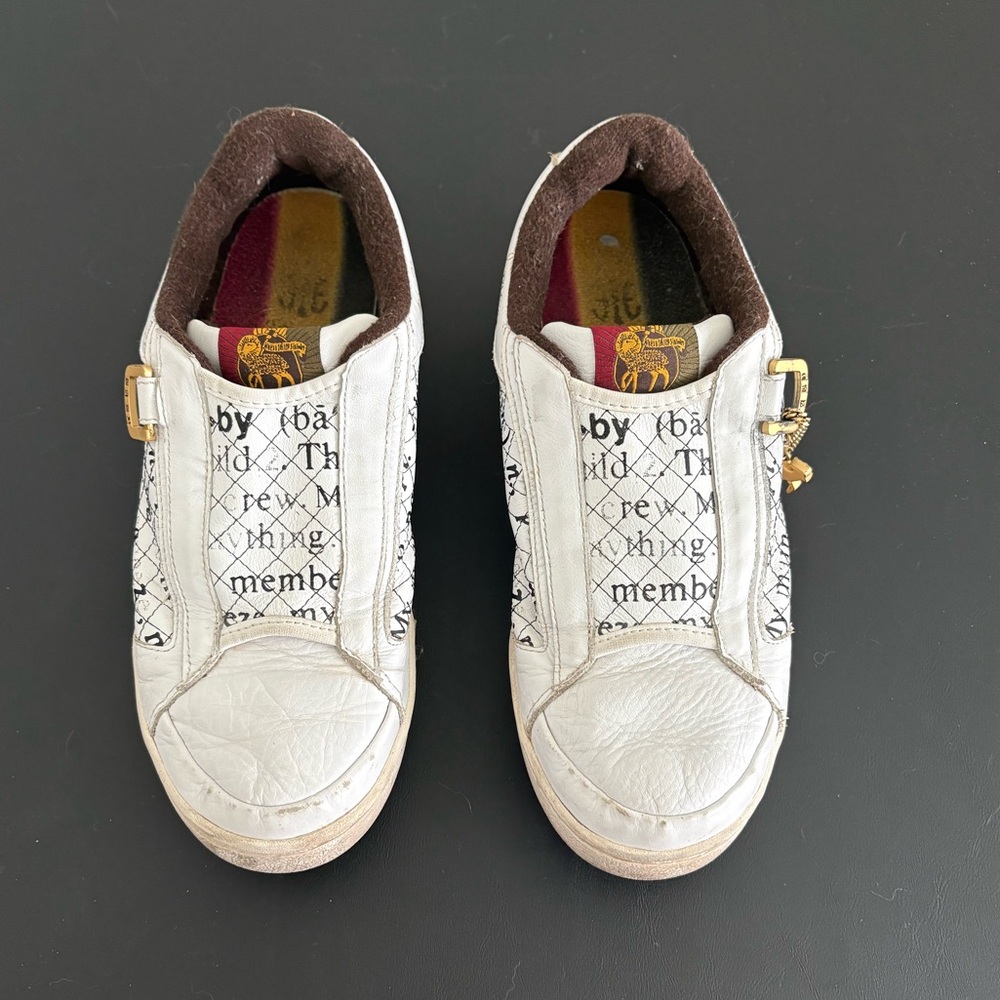 L.A.M.B Gwen Stefani Royal Elastic Slip On Sneakers Size 8.5